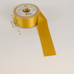 738 - Goud